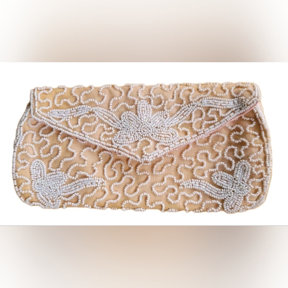 Walborg Beaded Belgium Beaded Clutch Cream & White Anne Buffington Vintage